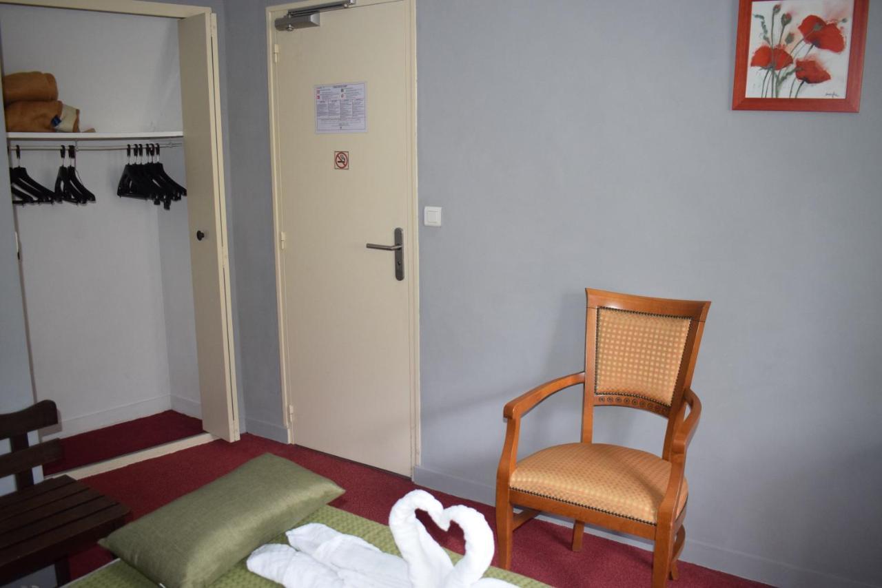 Hotel Du Chateau Витре Экстерьер фото