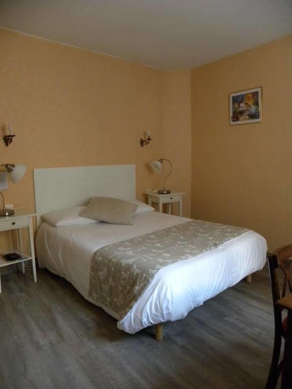 Hotel Du Chateau Витре Экстерьер фото